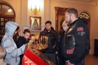 В православные храмы на «железных конях»