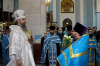 В канун праздника Покрова Пресвятой Богородицы епископ Бронницкий Савватий совершил Всенощное бдение в Успенском соборе