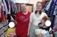 Более 100 наборов с продуктами питания и средствами гигиены раздали за выходные дни в социальном отделе Хабаровской епархии