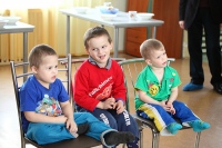 Приходская молодежь навестила ребят в доме инвалидов