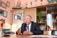 «На вас смотрит святой…»