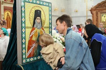 Освящение образа святителя Николая Японского в Спасо-Преображенском соборе архиепископом Хабаровским и Приамурским Игнатием. 29 мая 2011г.