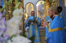 В праздник Успения Пресвятой Богородицы глава Приамурской митрополии совершил Божественную литургию в Градо-Хабаровском соборе Успения Божией Матери 28 августа 2021 года