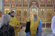 Владыка Артемий совершил молебен перед началом экспертизы творческих работ конкурса «За нравственный подвиг учителя» 5 июля 2022 года