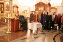 Встреча архиепископа Игнатия  с работниками храмов города – распространителями. 28 сентября 2011 г.
